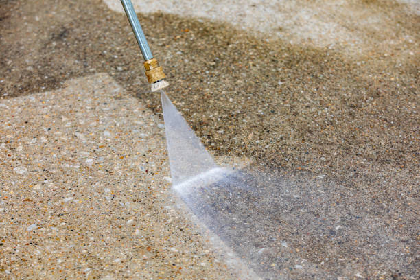 Best Driveway Pressure Washing  in Brimfield, OH